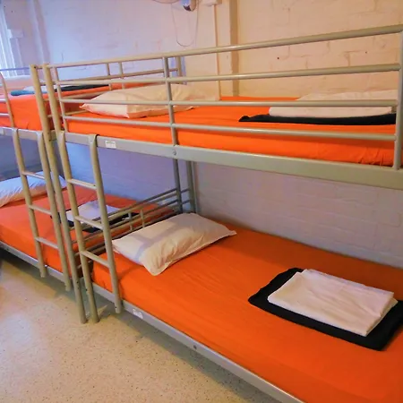 Asylum Sydney Backpackers Hostel-2